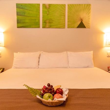 Dm Hoteles Tarapoto Exteriör bild