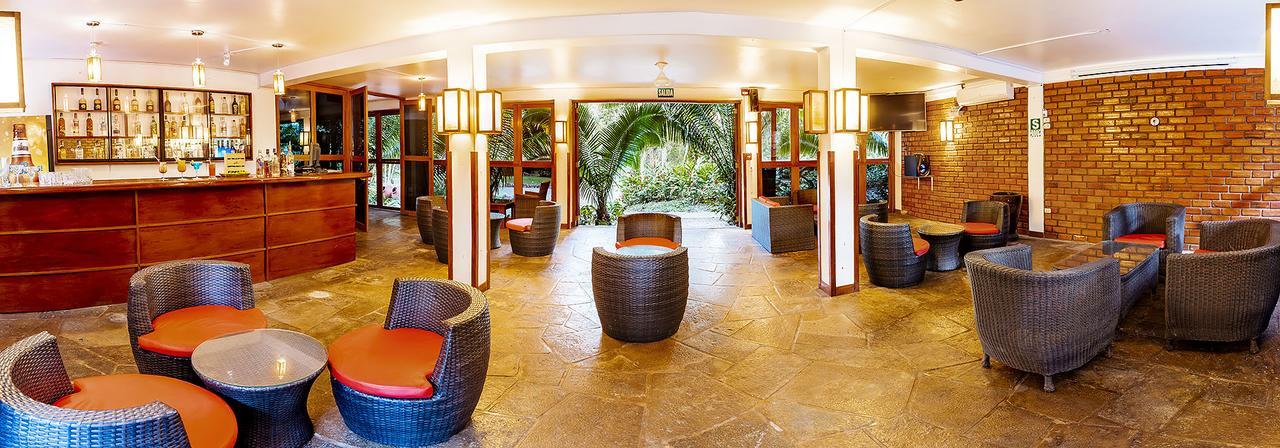Dm Hoteles Tarapoto Exteriör bild