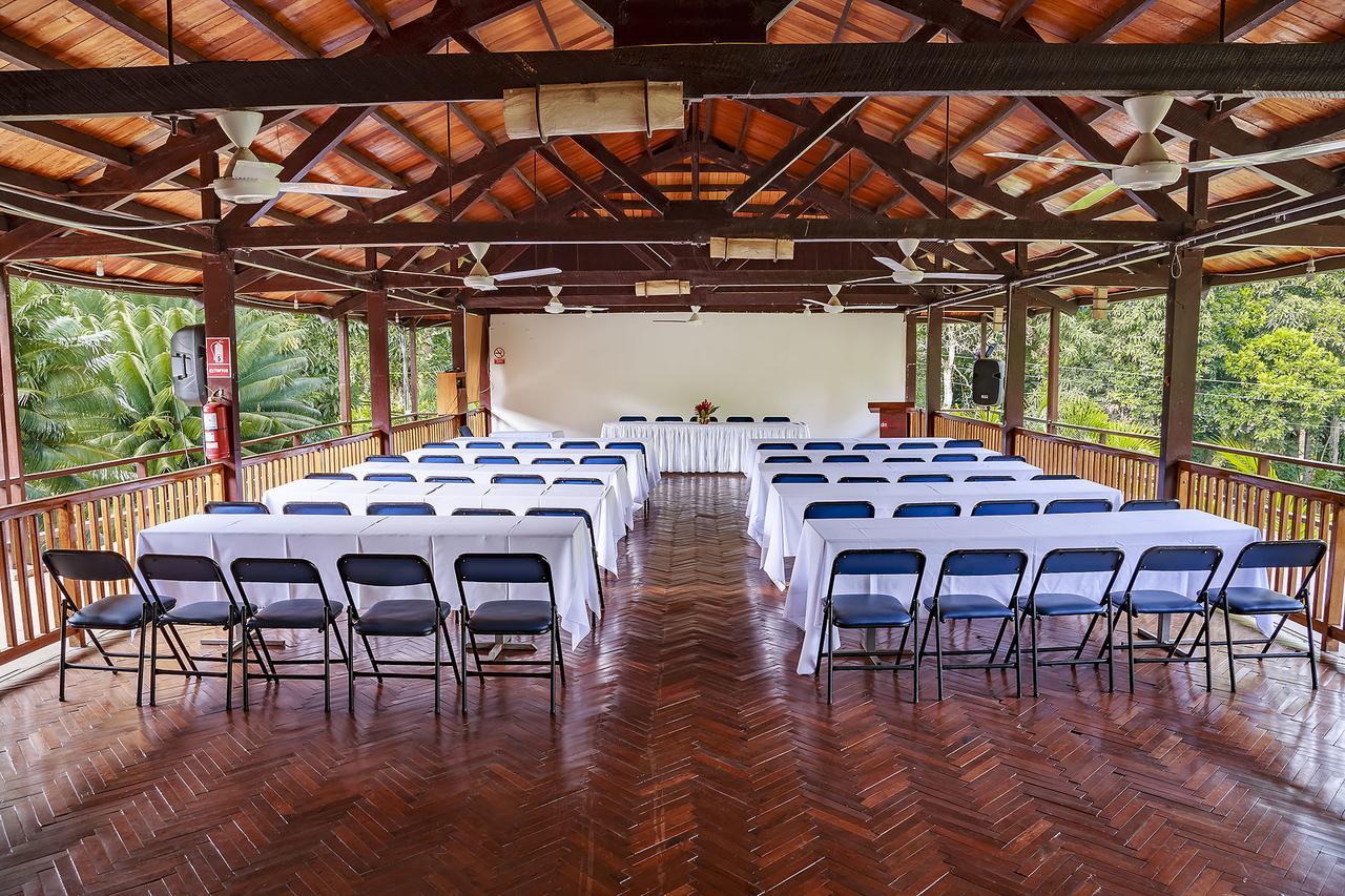 Dm Hoteles Tarapoto Exteriör bild